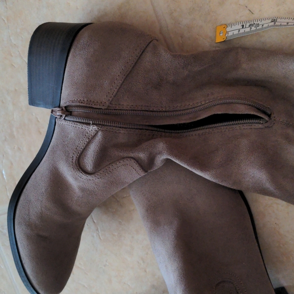 SM NY tan suede thigh high boots - Picture 5 of 8